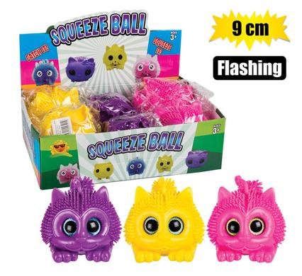 Novelty ball big eyes flashing 9cm
